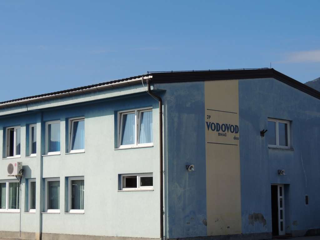 Bivši direktor i izvršni direktori "Vodovoda" Bihać pred sudom zbog zloupotrebe položaja