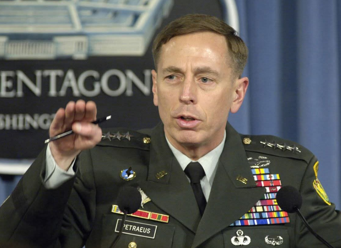 Bivši šef CIA-e: Putina se može poraziti u dva poteza