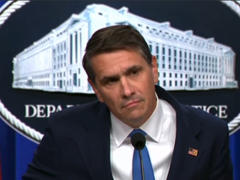 Blanche: Predsjednik Trump "nije zaštićen" u Epsteinovim dokumentima