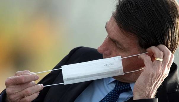 Bolsonaro koji je ismijavao pandemiju pozitivan na koronavirus