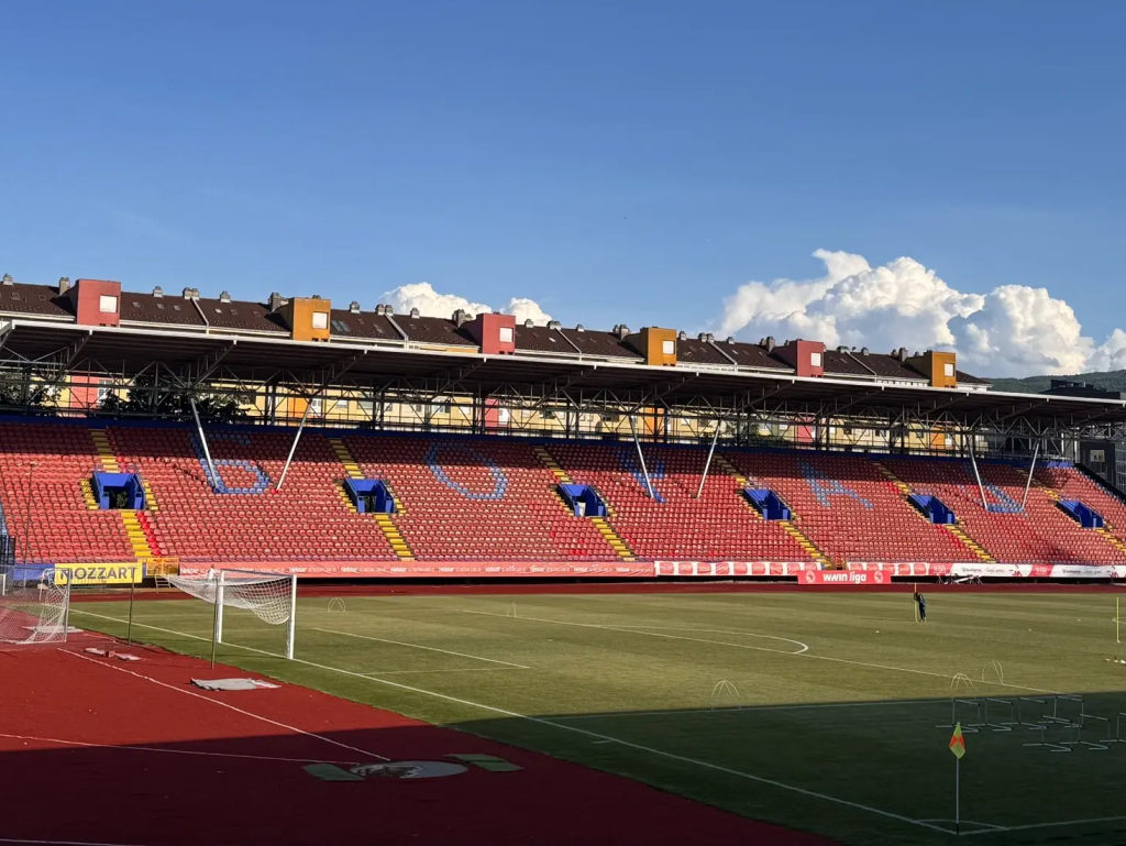 Borac završio radove na Gradskom stadionu, navijači nisu zadovoljni