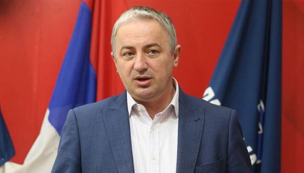 Borenović: Zbog mjera podrške privredi treba da zasjeda i parlament BiH