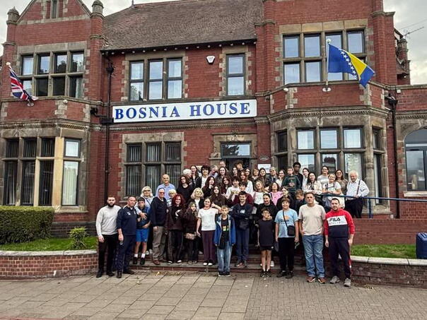 Bosanska zajednica u Birminghamu otvorila vrata mladima iz ratom pogođenog Zaporižja