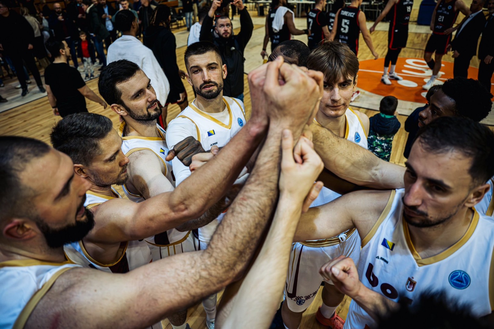 Bosna večeras u Španiji traži pobjedu za prolaz dalje