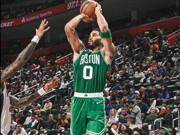 Boston vodio 22 razlike i izgubio, Garzi dva poena