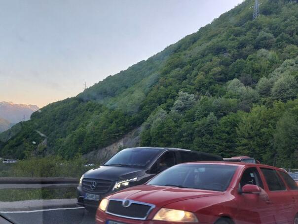 Bradina odblokirana: Nakon nesreće normalizovan saobraćaj