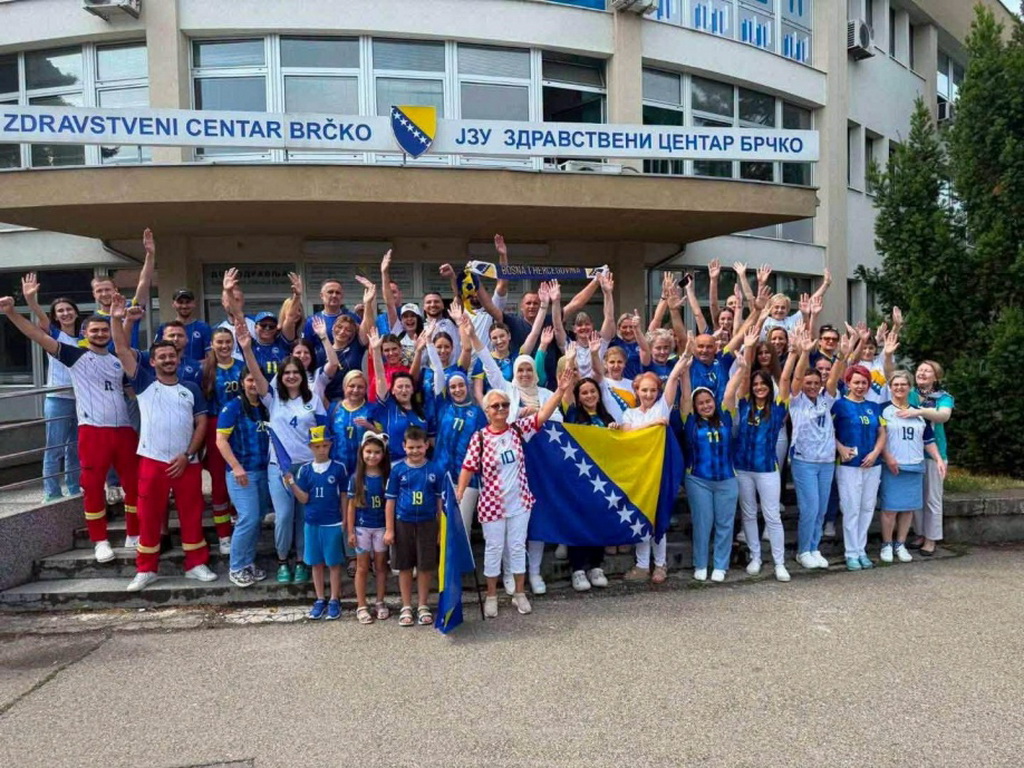 Brčko: Za podršku reprezentaciji osude, a na veličanje osuđenih za genocid - šutnja?!