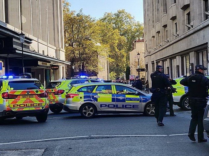 Britanci uhapsili trojicu muškaraca: Radili za ruske obavještajce