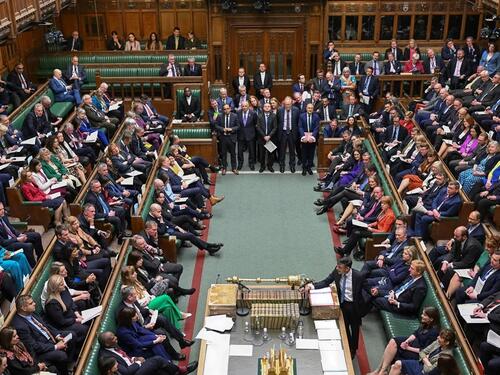 Britanski parlament odobrio zakon o deportaciji migranata u Ruandu