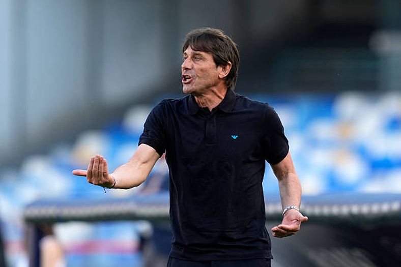 Brod koji tone: Conte na klupi Italije?