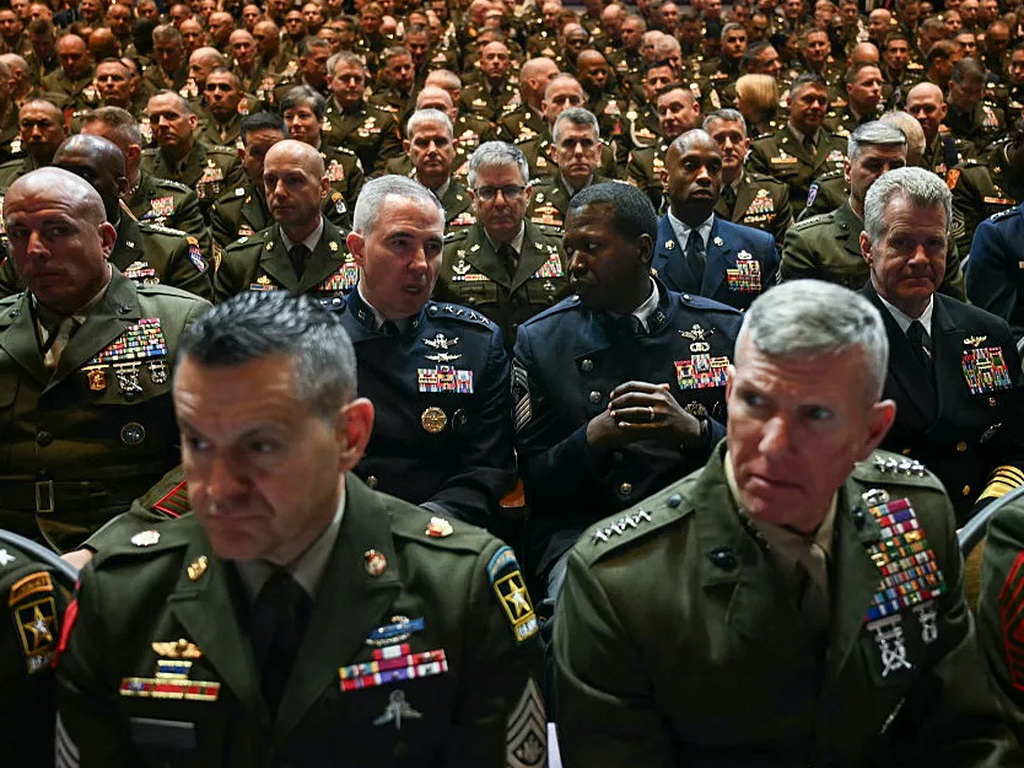 Broj generala i admirala u američkoj vojsci smanjuje se za 20 posto