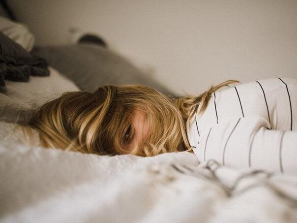 Budite se umorni uprkos osam sati sna? Evo šta može biti razlog