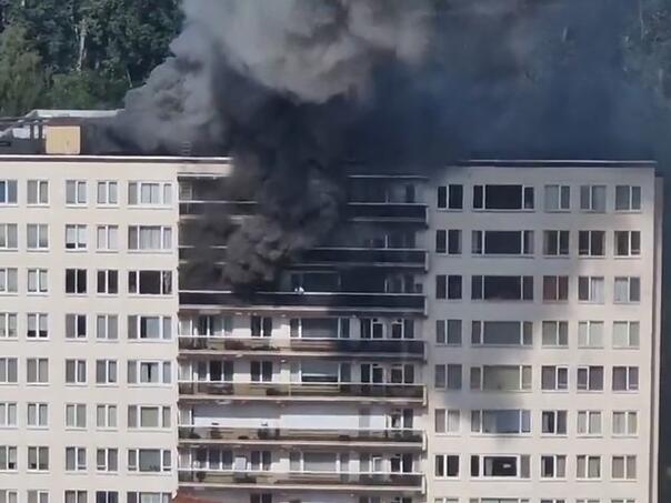 Buknuo požar u desetospratnici u Belgiji, evakuisana kompletna zgrada