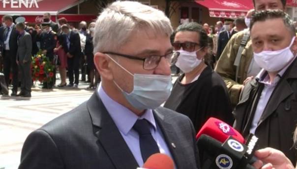 Bukvarević odao počast žrtvama masakra na Kapiji