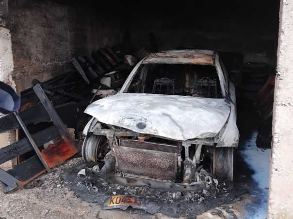 Čapljinskoj vijećnici zapaljen auto u toku noći