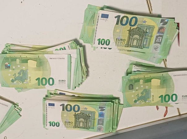 Carinici RH otkrili novac skriven u kamionu iz BiH, vozač kažnjen sa 6600 eura