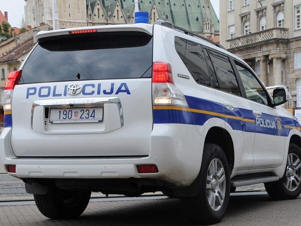 Časna sestra izbodena nožem ispred samostana u Zagrebu