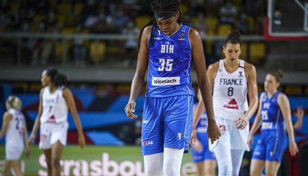 Častan poraz hrabrih Zmajica od Francuske, u subotu borba za plasman na SP