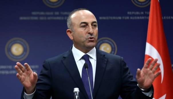 Cavusoglu ponovio turski prijedlog o uspostavi komisije NATO-a za S-400