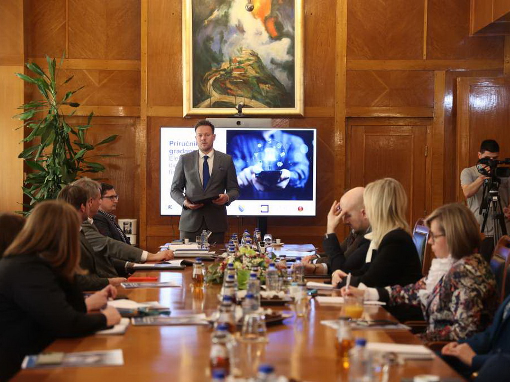 CBBiH i IFC predstavili priručnik za sigurnije digitalno plaćanje građana