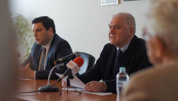 Centar upravljanja krizom u Crnoj Gori i BiH je Aleksandar Vučić