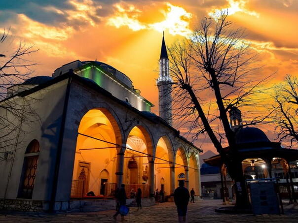 Centralni mevlud sutra u Gazi Husrev-begovoj džamiji