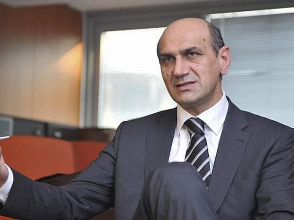 Ceste se raspadaju, a Pravdić nema podatke o nadzoru!