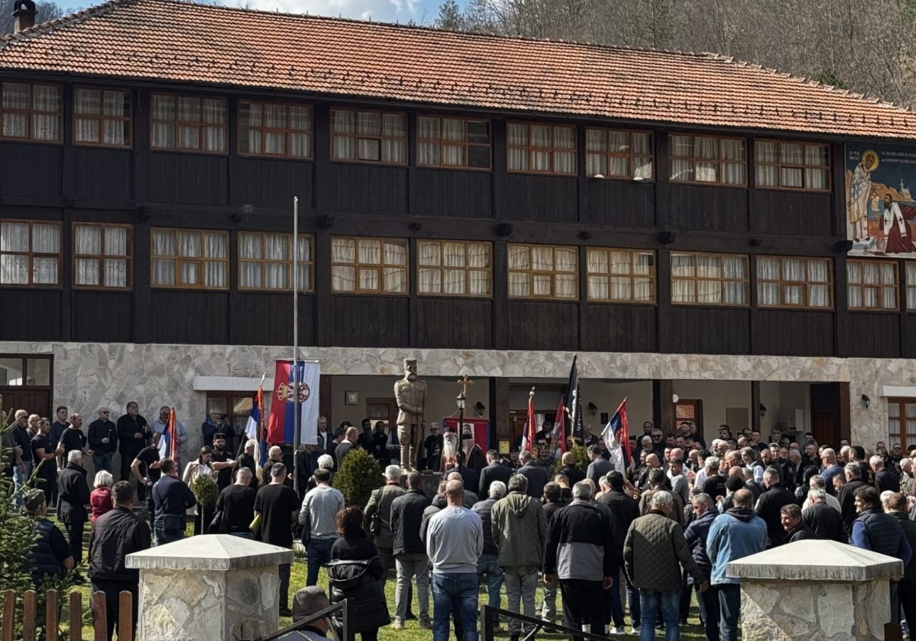 Četnici i novo veličanje ratnih zločinaca u Višegradu