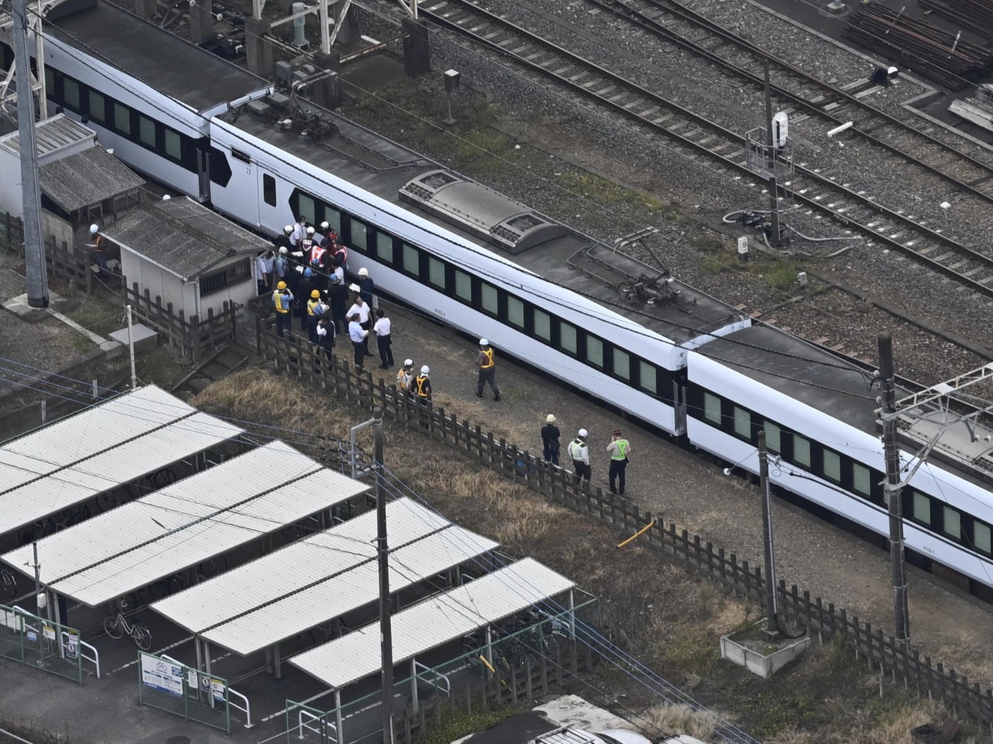 Četvorica radnika poginula nakon udara voza u Japanu