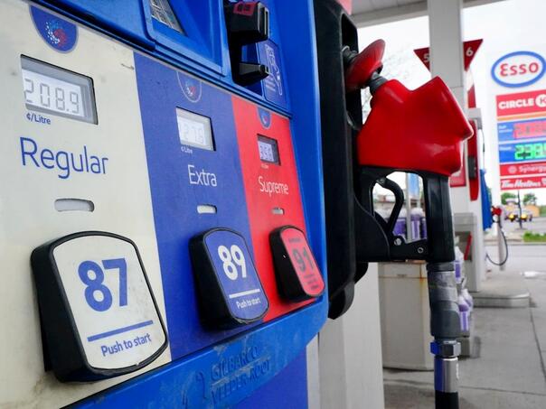 Cijene nafte naglo padaju nakon otvaranja Hormuškog moreuza