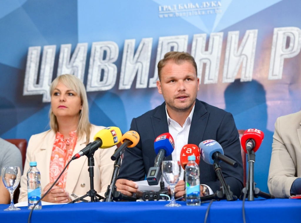 Civilni rok u Banjoj Luci: Mladima obuka, smještaj i naknada