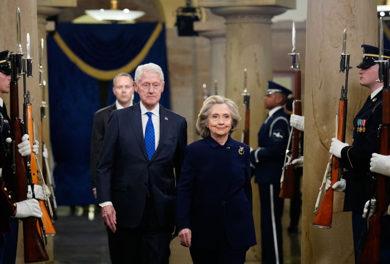 Clintonovi će odbiti kongresni poziv za svjedočenje u istrazi Epsteina