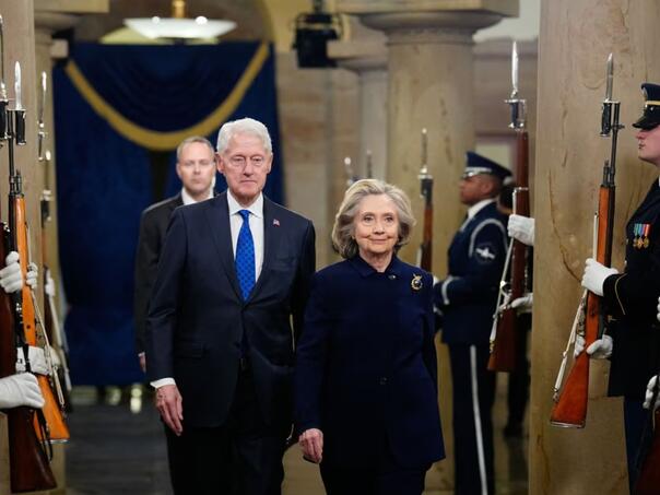 Clintonovi će odbiti kongresni poziv za svjedočenje u istrazi Epsteina