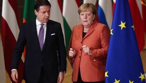 Conte: Ekonomski stimulans ne treba da nosi previše uslovljavanja