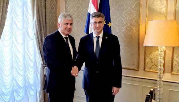 Čović čestitao pobjedu HDZ-u i Plenkoviću