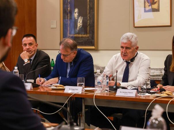 Čović ponovo gura "novu firmu", Konaković: Amerikanci neće biti sretni