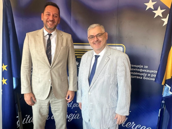 Crishock u IDDEEA-i: Razgovarano o izborima, digitalizaciji i sudskim postupcima