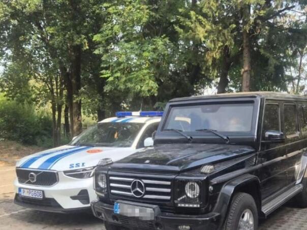 Crnogorska policija oduzela Zvicerov blindirani Mercedes