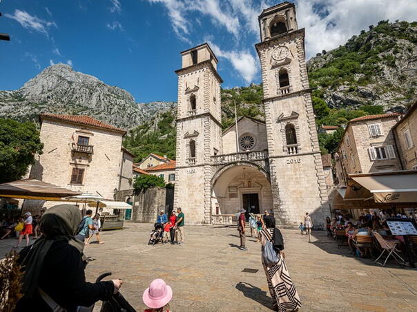 Crnu Goru u oktobru posjetilo 120.000 turista