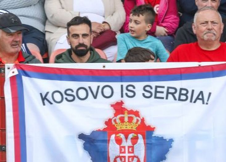Crvena zvezda se propisno obrukala zbog transparenta "Kosovo je Srbija"