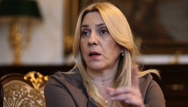 Cvijanović: Za sada bez rigoroznih mjera, odgovornost na pojedincu