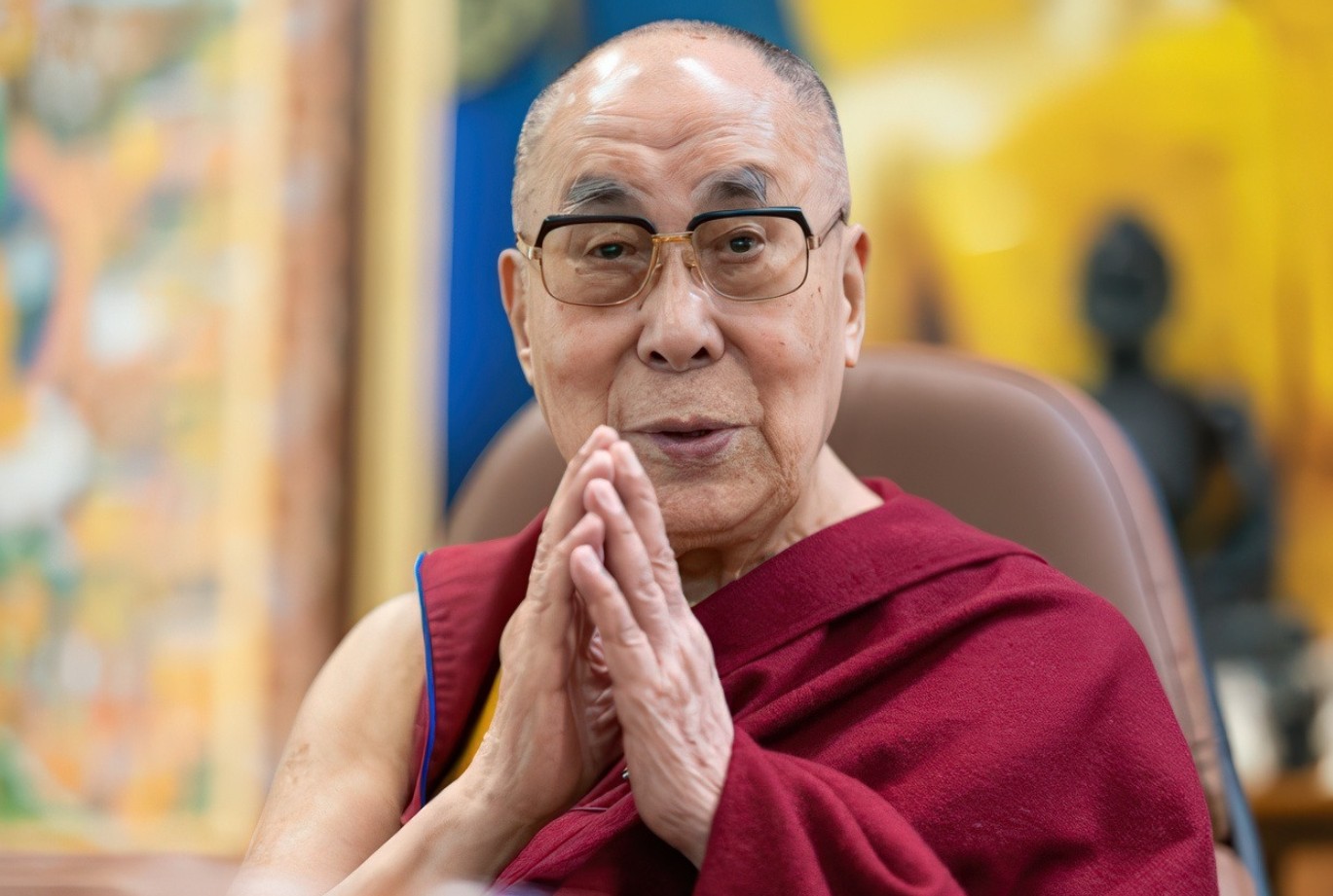 Dalaj Lama osvojio prvi Grammy u 90. godini