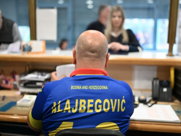 Danas na šalterima Općine Stari Grad rade "Džeko, Dedić, Alajbegović"