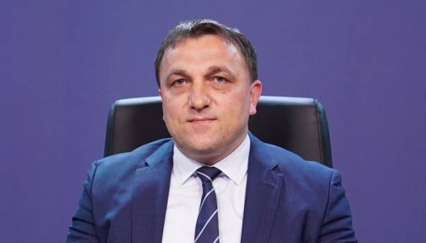 Dedić: Apsolutna prednost domaćih proizvoda je ključna za proizvođače