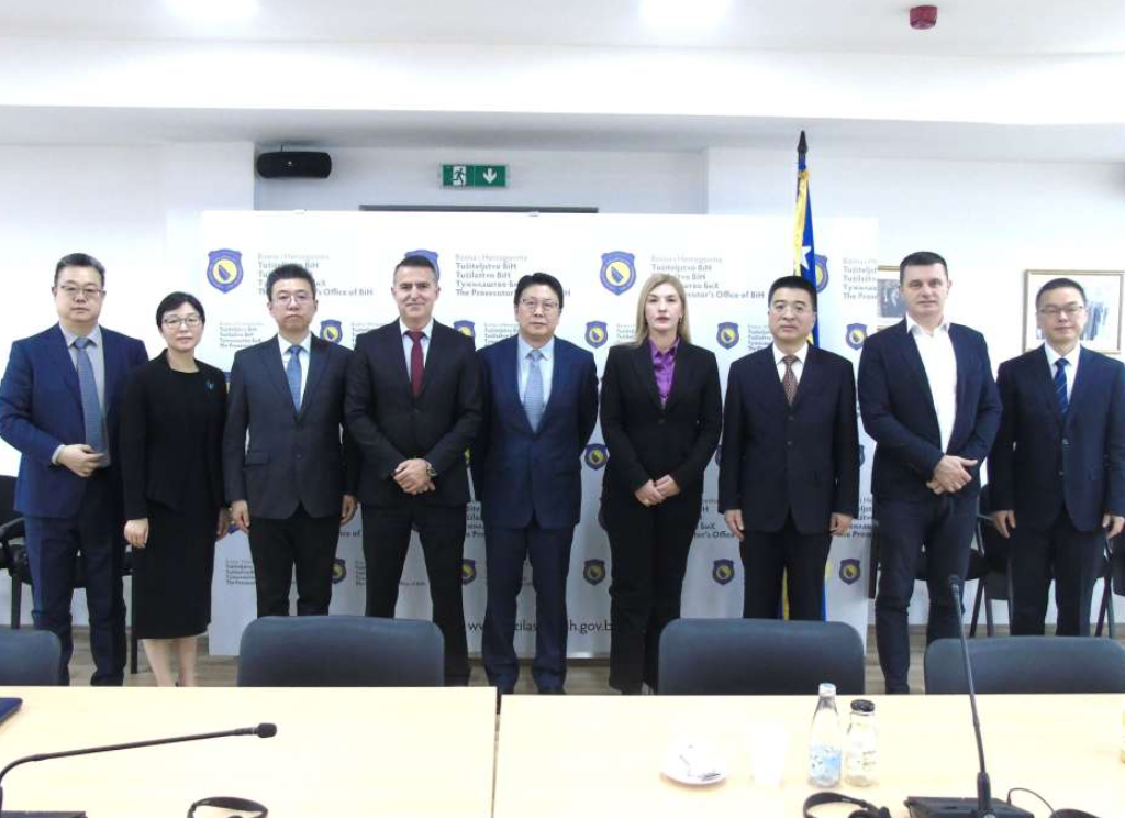 Delegacija tužilaca iz Šangaja posjetila Tužilaštvo BiH: Jačanje saradnje u borbi protiv kriminala