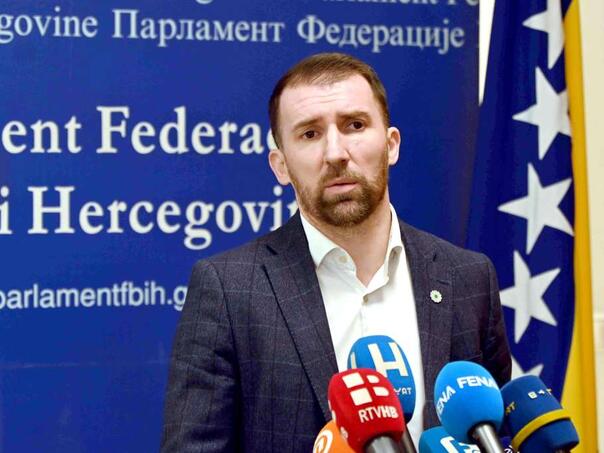 Delić o izmjenama Zakona o hraniteljstvu: Bolji uslovi za porodice...