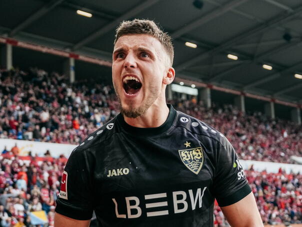 Demirović ponovo briljira: Novi pogodak u Bundesligi