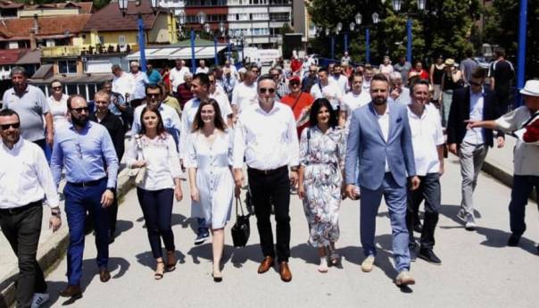 Denis Bećirović u posjeti Ustikolini i Goraždu