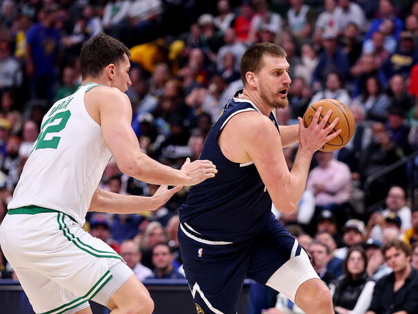 Denver savladao Boston, Garza bez poena