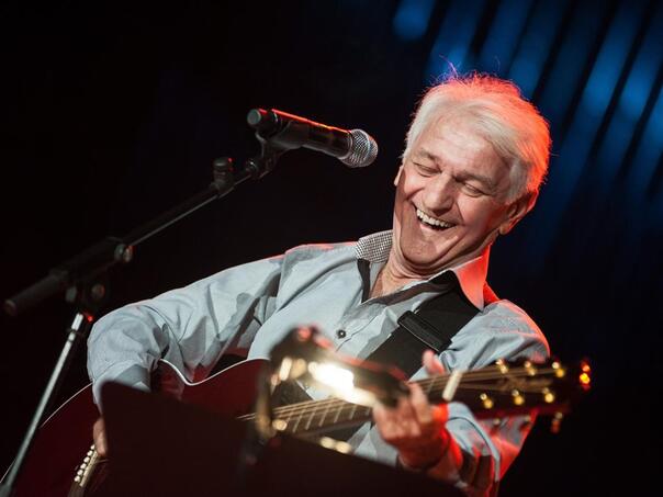 Deset godina od smrti Kemala Montena